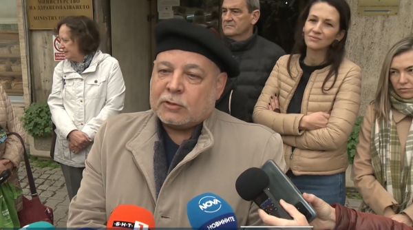 Общественият съвет за Националната детска болница подаде оставка, обяви председателят му проф. Литвиненко. проф. Иван Литвиненко