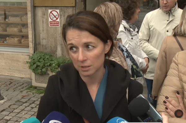 Продължаваме да работим за каузата Национална детска болница, заяви Мария Брестничка. Мария Брестничка