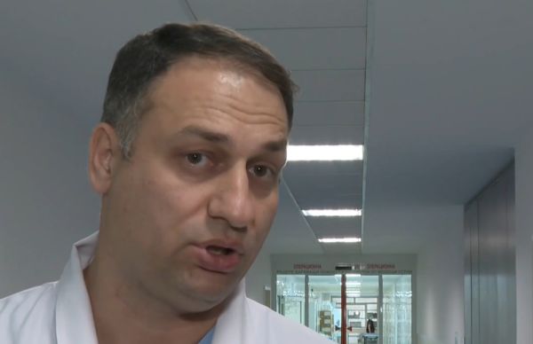 Случаят на Албена се среща изключително рядко не само у нас, но и в света, казва кардиохирургът д-р Говоски. д-р Тодор Гоновски