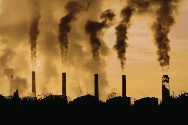 Доналд Тръмп планира да се отмени закона за ограничаване на парниковите емисии в САЩ комини на предприятие