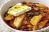 Задушени картофи с маслини, домати и чесън