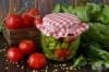 Мариновани домати с целина и горчица