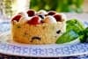 Салата с кускус, маслини, моцарела и чери домати