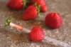 Как да почистим ягоди със сламка? - Healthylicious с Ани