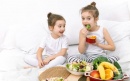 Децата, които консумират над пет порции плодове и зеленчуци дневно, имат по-добро психично здраве