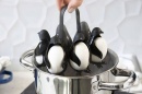Запознайте се с Пингвините, ново кухненско изобретение, което прави варенето на яйца лесно и забавно