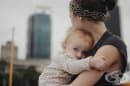 Агенции за осиновяване търсят хора, които да се гушкат с новородените