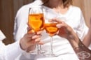 "Жените на моята възраст пият и това е напълно нормално" – изследване на алкохолизма при жените