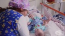 Изписаха сиамски близнаци, разделени успешно след 18-часова операция