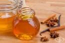 Използвайте мед и канела за изгаряне на излишните мазнини