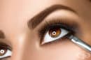 Подчертайте кафявите очи с 6 вида грим