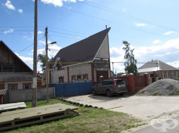 Това половин къща ли е?