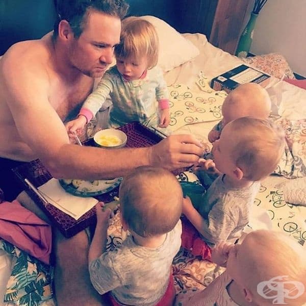 Татко е винаги готов да споделя...