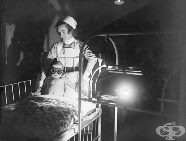 Дете на лъчетерапия, 1928 г.