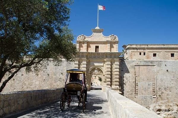 Портата Мдина, Малта