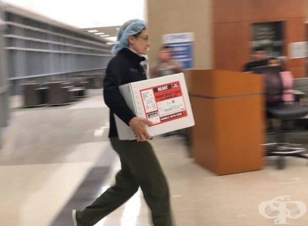 Това е новото сърце на този човек и той бърза към болницата.