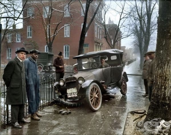 Инцидент във Вашингтон, 1921г. (оцветяването е добавено впоследствие).