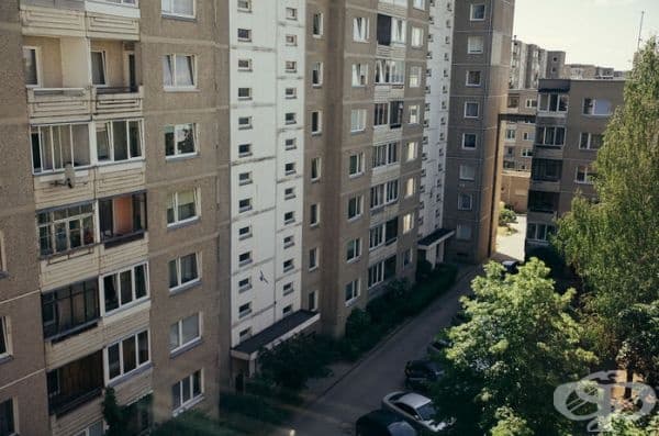 Изглед от спалнята.