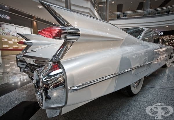 1959 Cadillac Series 62 купе.