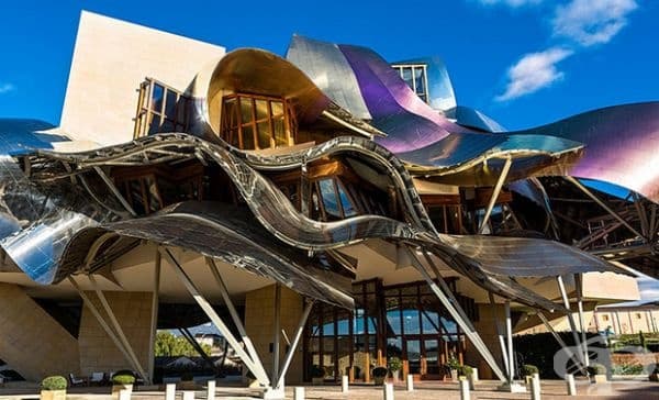 Хотел „Marquеs de Riscal“ в Елциего, Испания