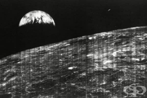 Първата снимка на Земята, направена от повърхността на Луната, 1966 г.