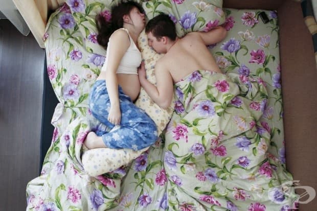 20 наистина очарователни снимки на спящи бъдещи родители