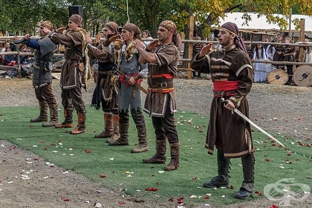 Галерия на вълнуващите демонстрации от празника на Аул Бага-тур