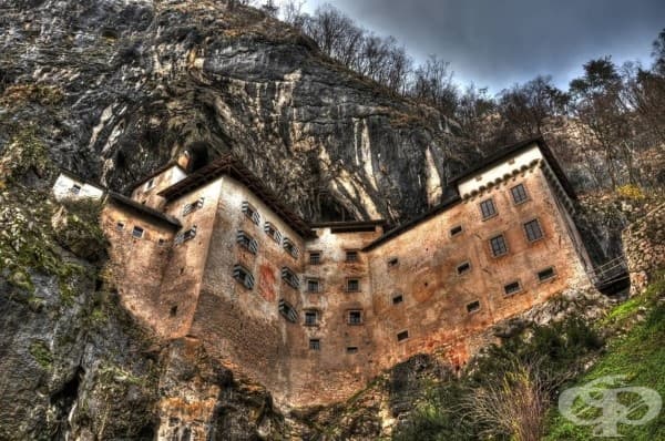 Планинския замък Преджама в Словения