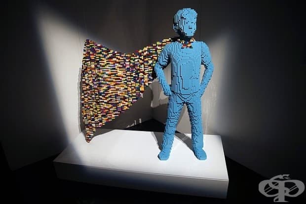 25 скулптури на Ди Си комикс герои, пресъздадени чрез милиони LEGO парчета!