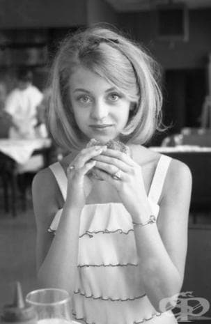 Голди Хоун, 1964
