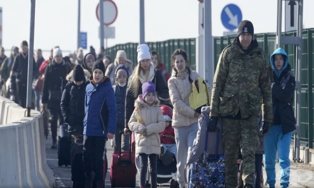 Правителството одобри мерки в подкрепа на бежанците от Украйна