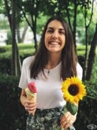 Анелия Калчева