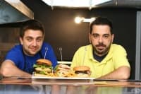 Take a walk down the Burger Boulevard - да си поговорим за бургери