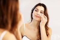 Може ли мицеларната вода да замести почистващия продукт? Дерматолог разкрива истината