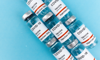 Според френско изследване ваксинацията срещу COVID-19 намалява смъртността и хоспитализациите