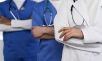 Почти 50% от лекарите са подложени на сексуален тормоз от пациенти