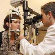 Лещи от ново поколение имплантират в Очното отделение на МБАЛ - Бургас