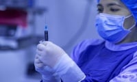 Дания прекратява временно програмата си за ваксинация срещу COVID-19