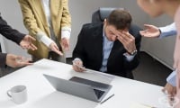 Тормозът на работното място трябва да се третира като проблем на общественото здраве