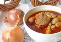 Боб със свинско, картофи и ньоки