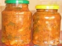 Бобена разядка със зеленчуци, чесън и лук