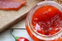 Чили мармалад с ябълки