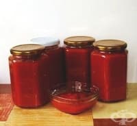 Доматен сос с моркови и ябълки