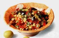 Доматена салца с маслини и соев сос