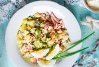 Картофена салата с яйца, риба тон и хумус