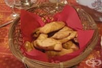 Латвийски пирожки с плънка от свинско месо и лук (Пираги)
