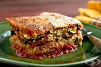 Лазаня от киноа със зеленчуци и сирена
