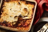 Пилешка патладжанена мусака с чушки