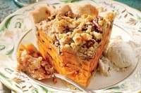 Пай от сладки картофи с портокалови корички и щройсел