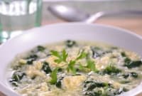 Пилешка яхния с ориз и лозови листа